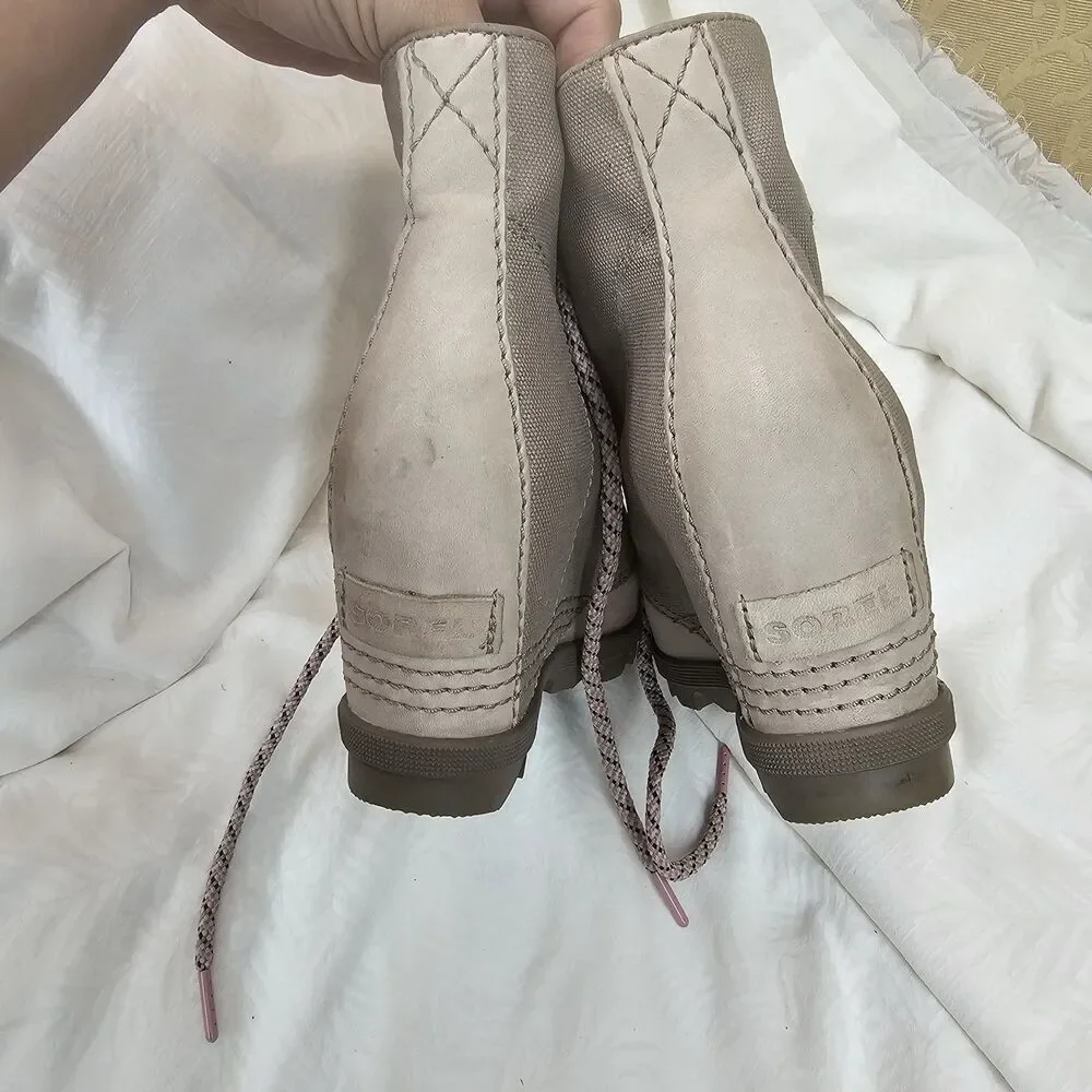 Sorel Women’s Joan Of Arctic Wedge Winter Booties Taupe, Size 8 M
